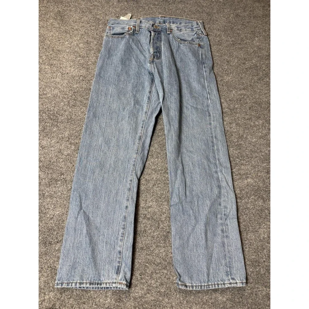Levi's 501 Jeans Mens 32x28 Blue Straight Regular Fit Light Wash Denim Casual